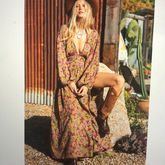 Chasing Unicorns Gauze Gown - Picture 3 of 8